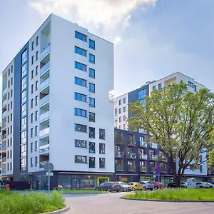 Metro Bielany With Parking By Renters Варшава