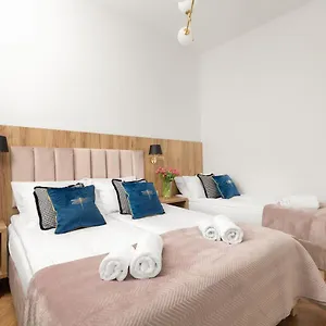 Movo Ii Old Town Apartment